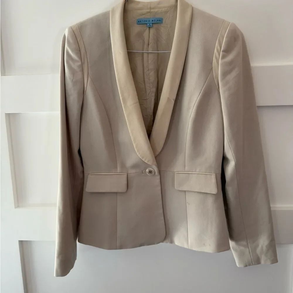 Antonio Melani Cream Tuxedo Blazer size 4